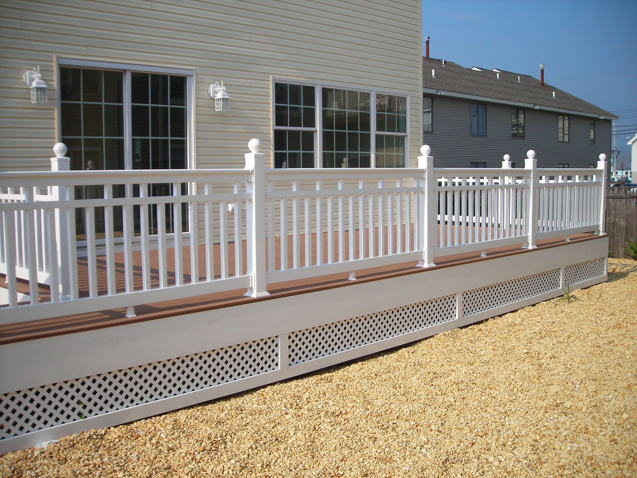 Vinyl Railing Mid-Rail Kit with Alternating Square Balusters