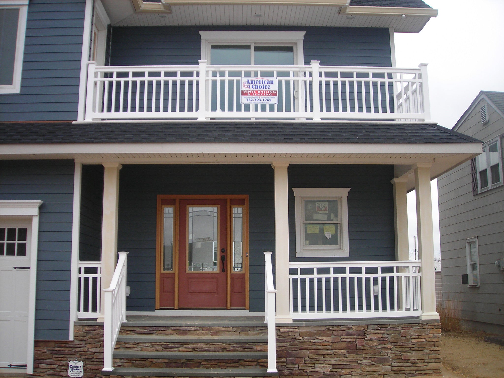 Vinyl Railing Mid-Rail Kit with Alternating Square Balusters