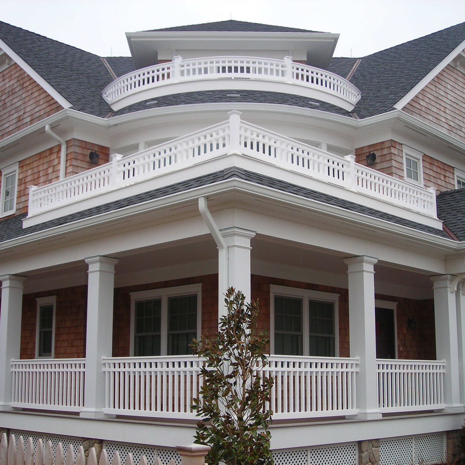 Vinyl Railing Mid-Rail Kit with Square Balusters
